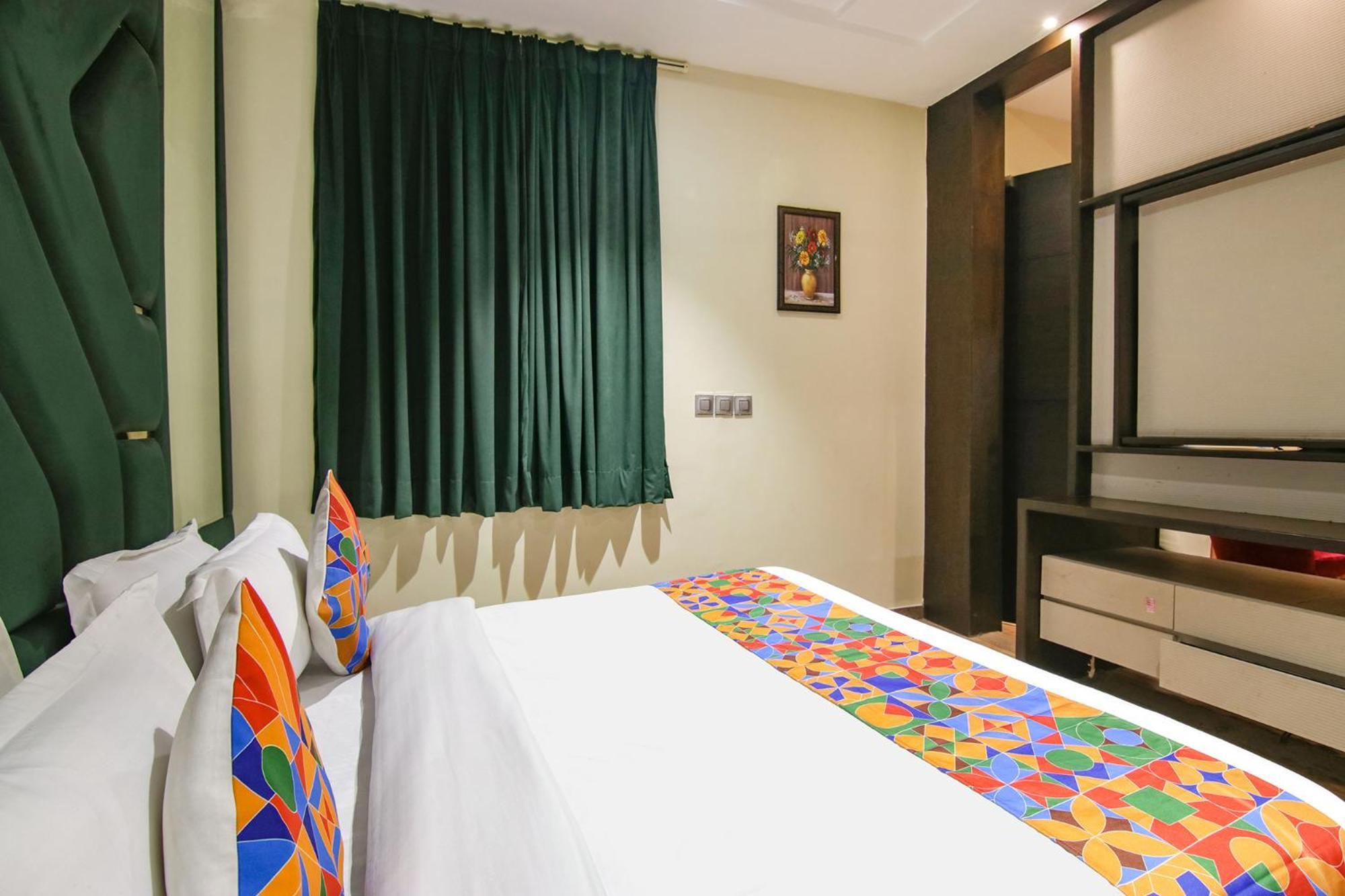 Fabhotel Prime K9 Crown Лудхиана Экстерьер фото